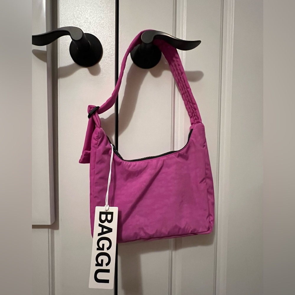 Baggu Mini Nylon Shoulder Bag NWT Extra Pink